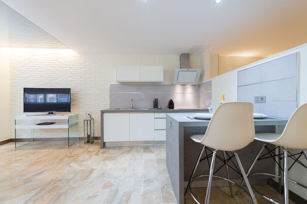 Suites Garden Loft Picasso Лас-Пальмас-де-Гран-Канария Номер фото